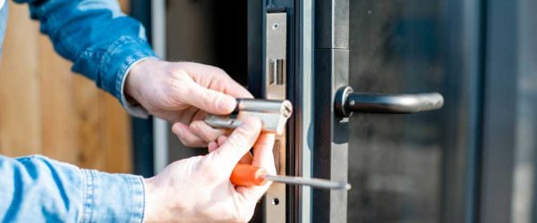Commercial Locksmith Services Commercial Locksmith Services